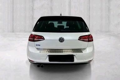 Volkswagen Golf GTE / 2015 