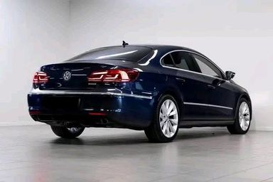 Volkswagen Passat CC / 2013