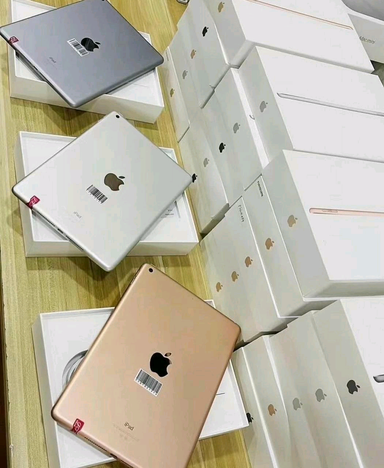 Apple IPad pro pallets