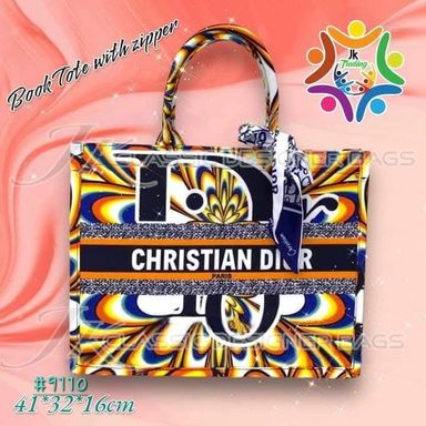 Christian Dior bag class A