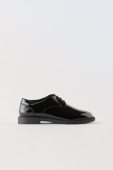 CHAUSSURES DERBY VERNIES EN TISSU