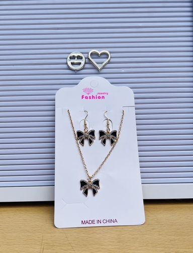 Lovely Earring and Necklace Set 2