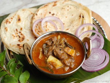 Chapati Daging (2 Roti Chapati With Beef Curry)