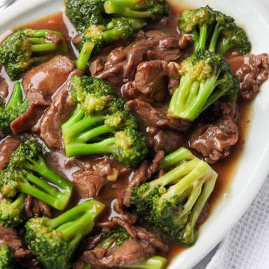 SAUTEED BEEF WITH BROCCOLI