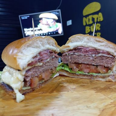 Hamburguesa sencilla (Pidela en combo por 6 mil mas)