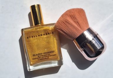 GLAZED GODDESS SHIMMER BODY OIL ex Brush