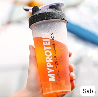 Gym Water Bottle – Stay Hydrated in Style 💧🏋️‍♂️