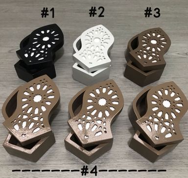 Wooden Na'al container