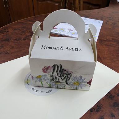 Custom Event Illustrations – Invitations, Gift Boxes & Stickers