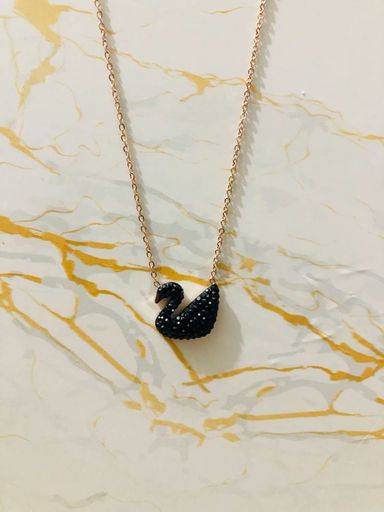 Swan Necklace 