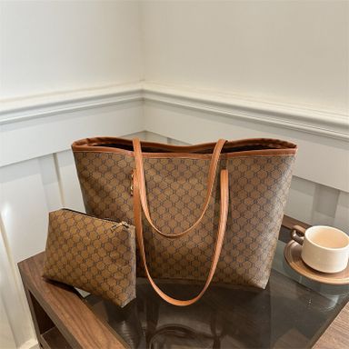 2pc handbag8,800 usafiri tu