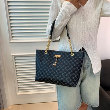 Simple lady bag 4,500 usafiri tu