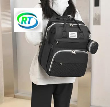 Multi-Functional Baby Diaper Bag – Stay Organized 🎒👶