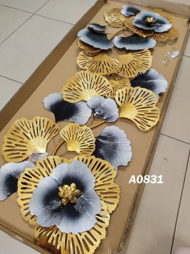IRON WALL DECORATION A0831