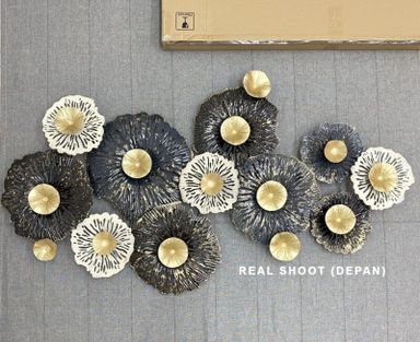 IRON WALL DECORATION A0954