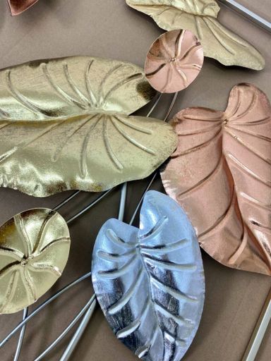 IRON WALL DECORATION A2020