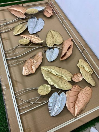IRON WALL DECORATION A2020