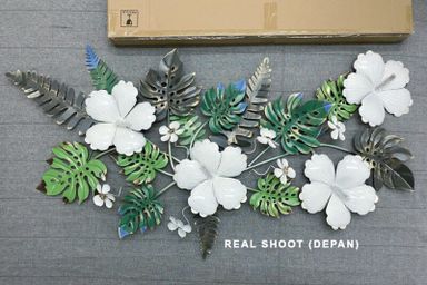 IRON WALL DECORATION A0668