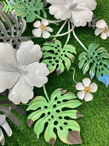 IRON WALL DECORATION A0668