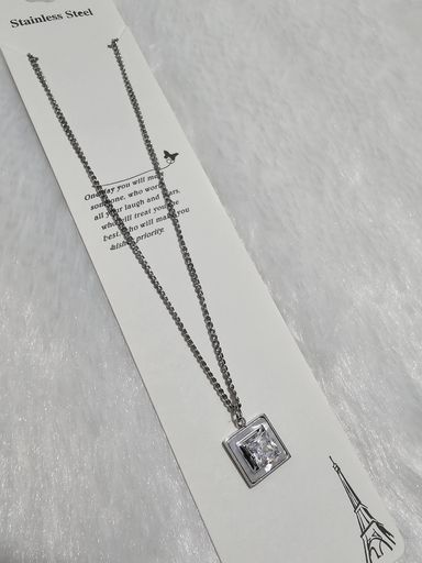 SS Stone Silver Pendent Necklace