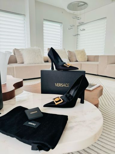 Versace lá medusa limited edition heels 