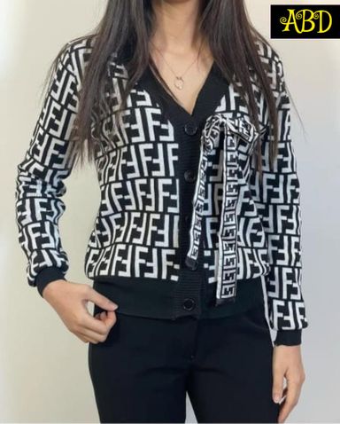 Ladies Free Size Jacket – Stylish & Comfortable for Every Occasion 🧥✨