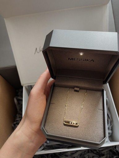 Collier chez MESSIKA