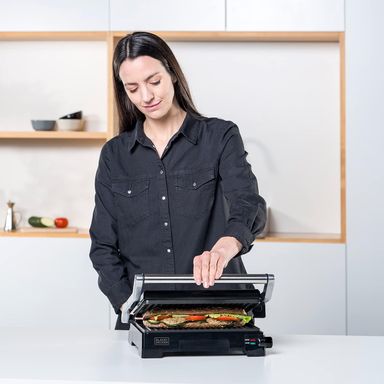 GRILL- BLACK & DECKER- BXGR2200E