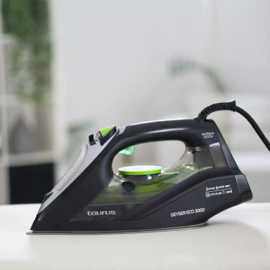 STEAM IRON- TAURUS- GEYSER ECO 3000
