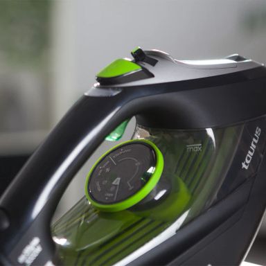 STEAM IRON- TAURUS- GEYSER ECO 3000