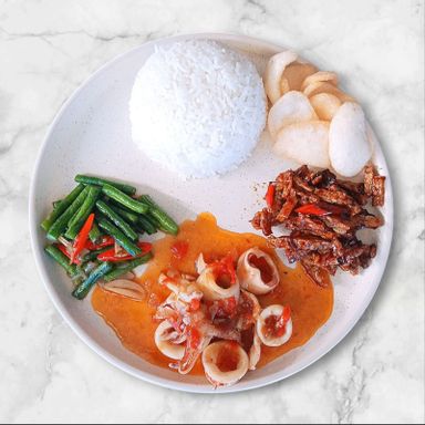 Udang / Sotong Sauce Padang with Kacang Panjang & Tempe