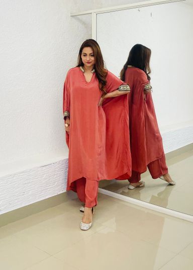 Mauve Kaftan Set