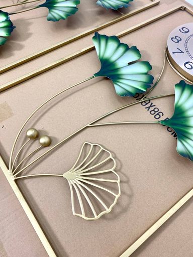 CLOCK IRON WALL DECORATION A2102