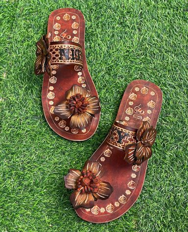 Customizable Tropic Bloom Slide