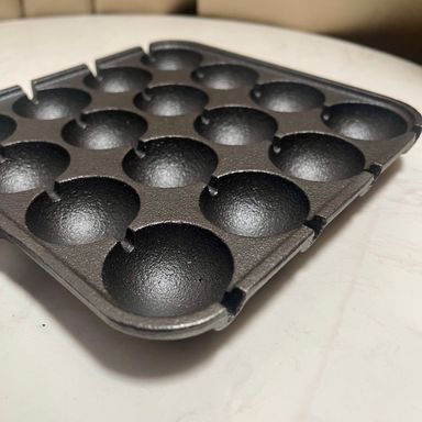 16-Hole Cast Iron Takoyaki Maker (K531)
