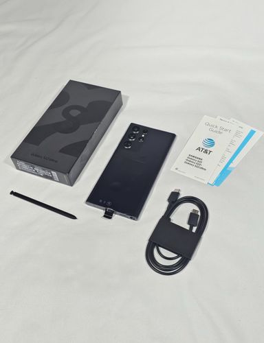 Samsung Galaxy S22 Ultra - Phantom Black 256GB