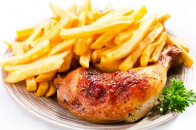 Pomme frite + poulet - CHEZ RAHMANE ET FRERES