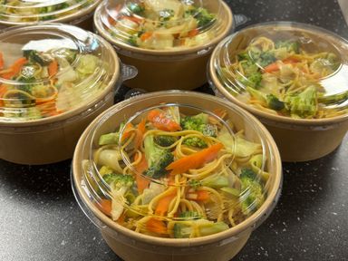 Nouilles sautées légumes 