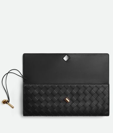 Bottega venetta andiamo clutch black 