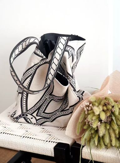 [Preorder] - Printed Canvas Shopping Tote 