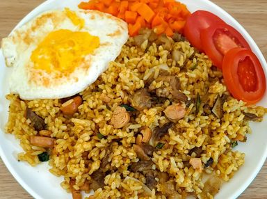 FR07. Nasi Goreng Kari