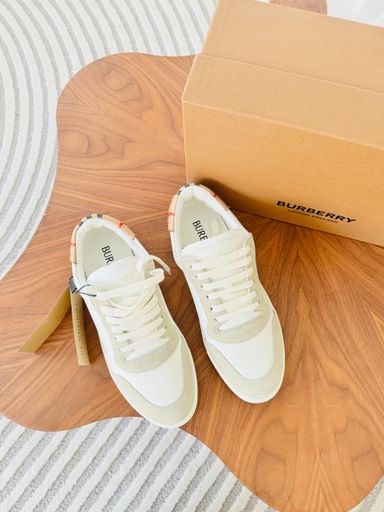 Sapatilhas Burberry clássicas 