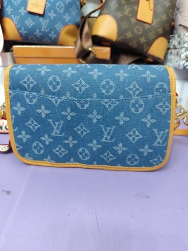 Bolsos LV, modelo Diane, vaquero