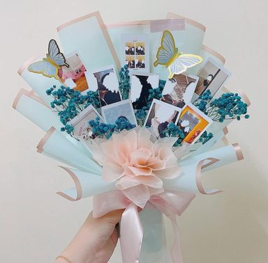 Polaroid Bouquet