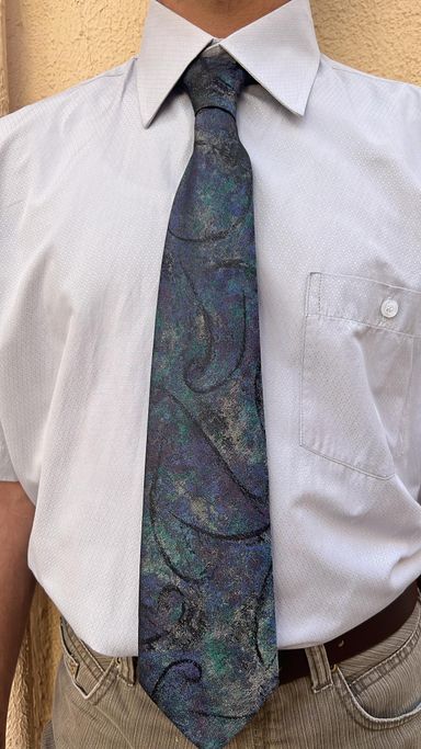 Subtle Paisley Textured Tie