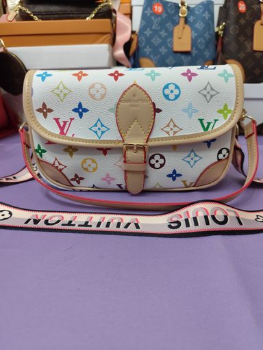 Bolsos LV, modelo Diane, blanco