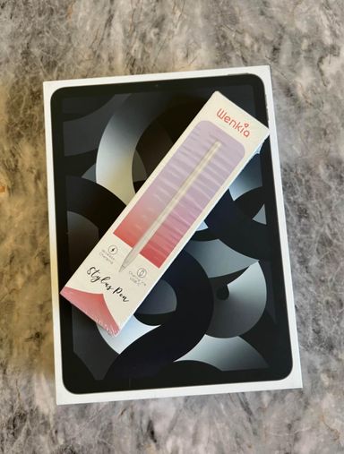 Apple iPad Air 5ᵉ Génération (M1 - Cellular - 128 Go) + Clavier & Stylet 