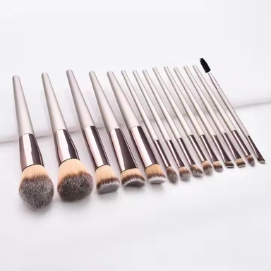 مجموعة فرش تجميل بمقبض شامبانيا عالية الجودة تتكون من 14 قطعة
