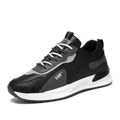 New sports shoes 