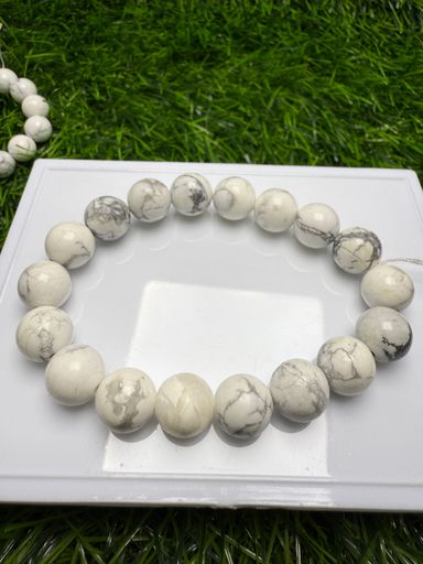 Natural Howlite Bracelet 
